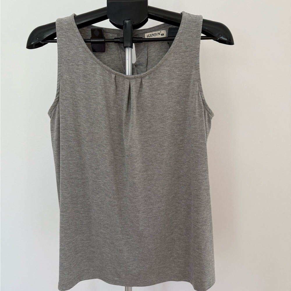 iGenjun | Gray Tank Top | Size Medium